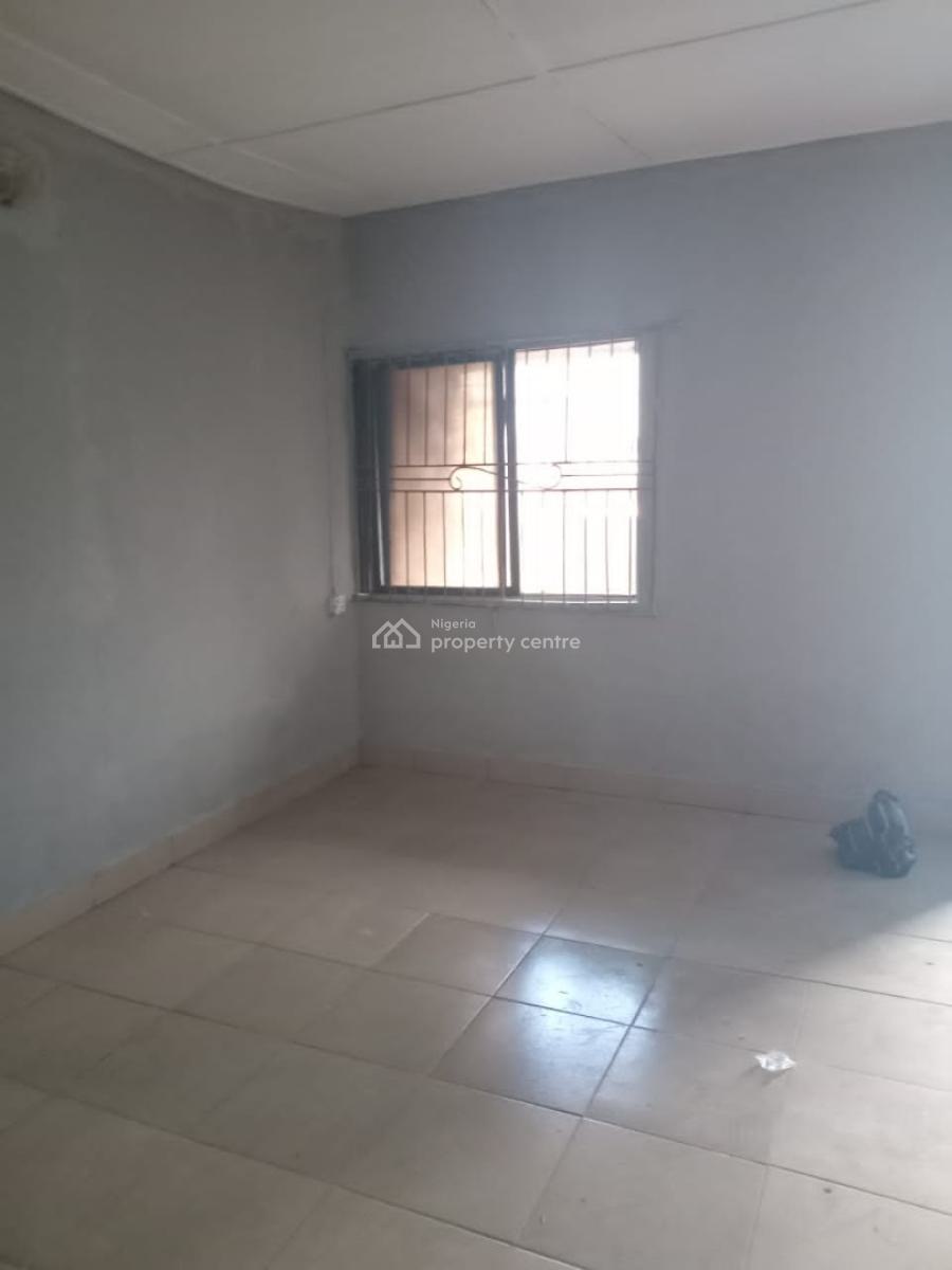 Renovated 3 Bedroom Up Flat, Alapere, Ketu, Lagos, Flat / Apartment for Rent