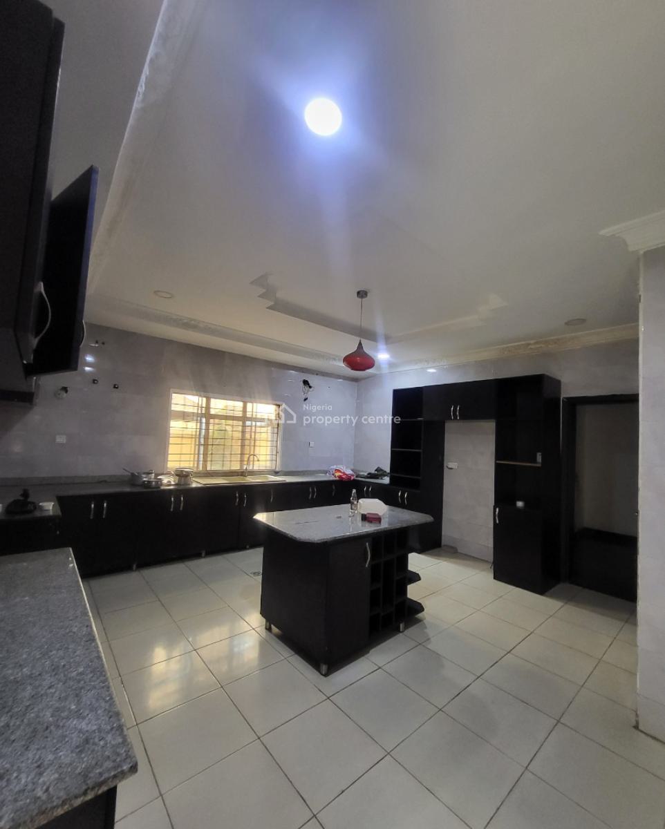 Luxurious Massive 7 Bedroom Fully-detached Duplex with Bq, By American International School, Durumi, Abuja, Detached Duplex for Rent