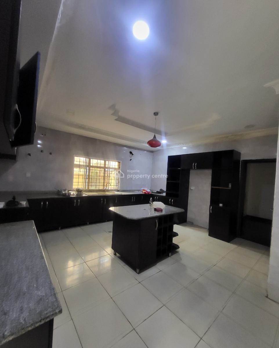 Luxurious Massive 7 Bedroom Fully-detached Duplex with Bq, By American International School, Durumi, Abuja, Detached Duplex for Rent