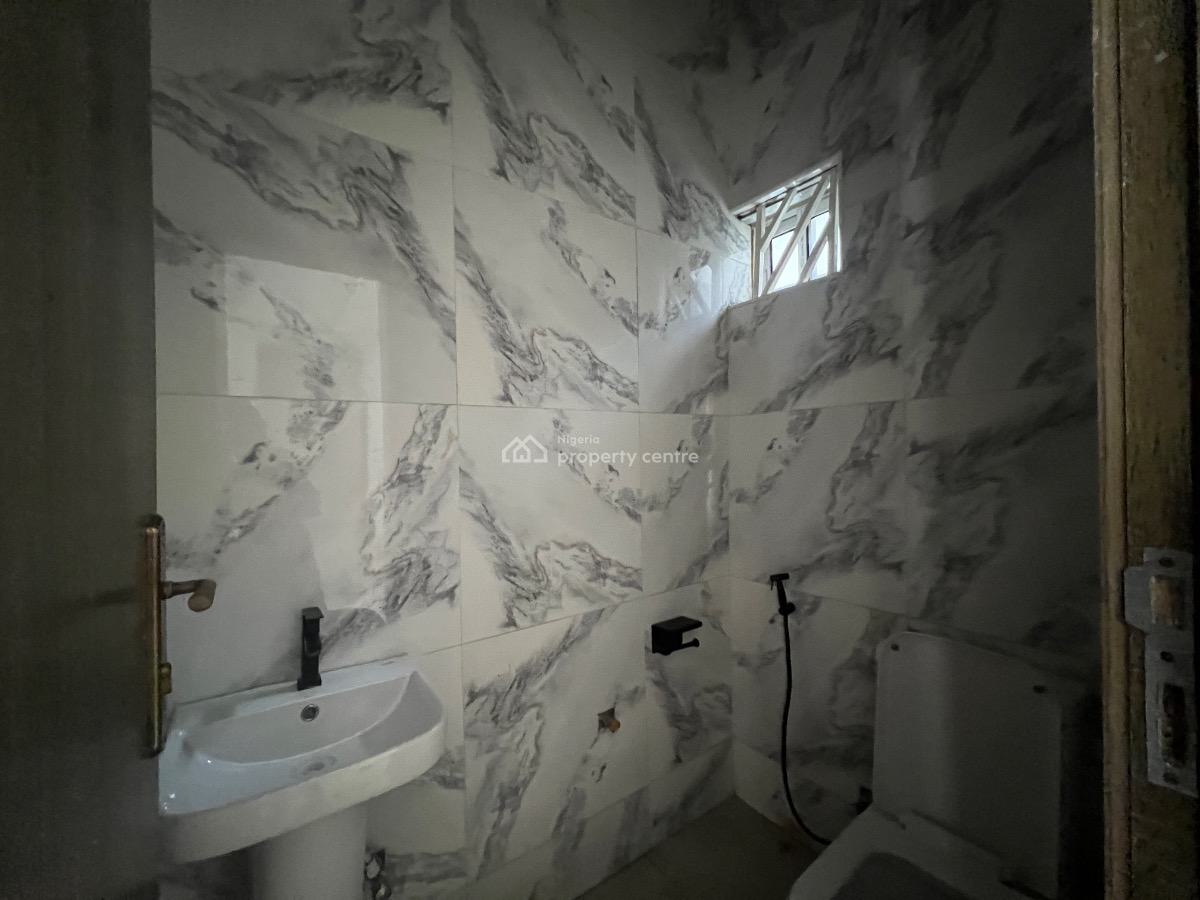 Luxury 2 Bedroom Apartment with a Bq, Ilaje, Ajah, Lagos, Flat / Apartment for Sale