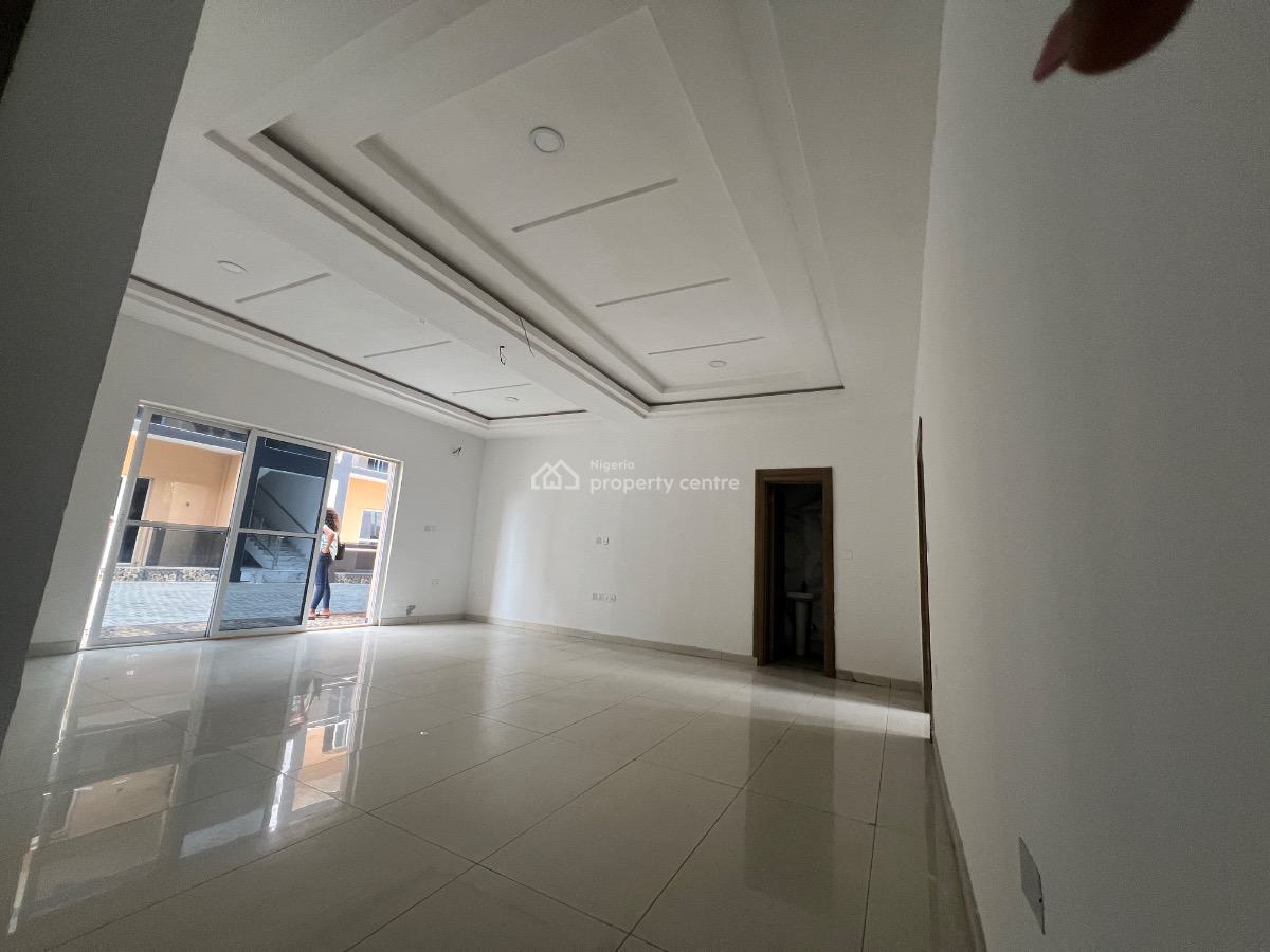 Luxury 2 Bedroom Apartment with a Bq, Ilaje, Ajah, Lagos, Flat / Apartment for Sale