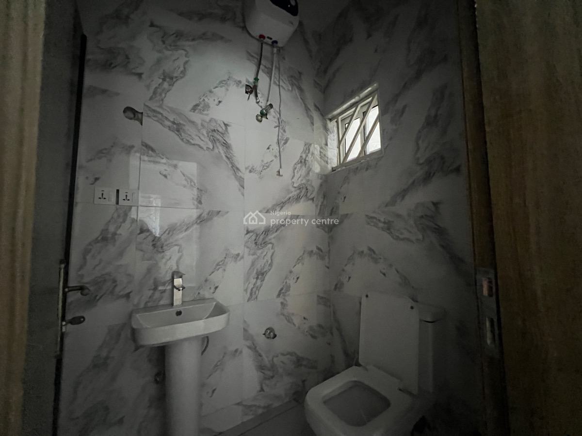 Luxury 2 Bedroom Apartment with a Bq, Ilaje, Ajah, Lagos, Flat / Apartment for Sale
