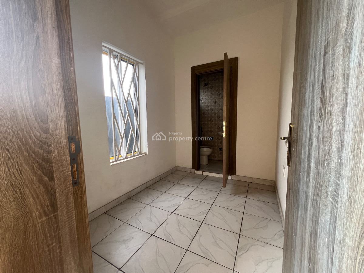 Luxury 2 Bedroom Apartment with a Bq, Ilaje, Ajah, Lagos, Flat / Apartment for Sale