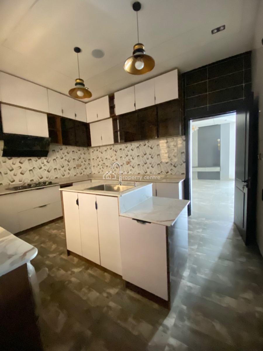 Nicely Built 5 Bedroom Fully Detached House, By Pinnock Estate, Osapa, Lekki, Lagos, Detached Duplex for Sale