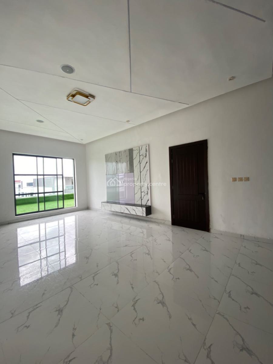 Nicely Built 5 Bedroom Fully Detached House, By Pinnock Estate, Osapa, Lekki, Lagos, Detached Duplex for Sale