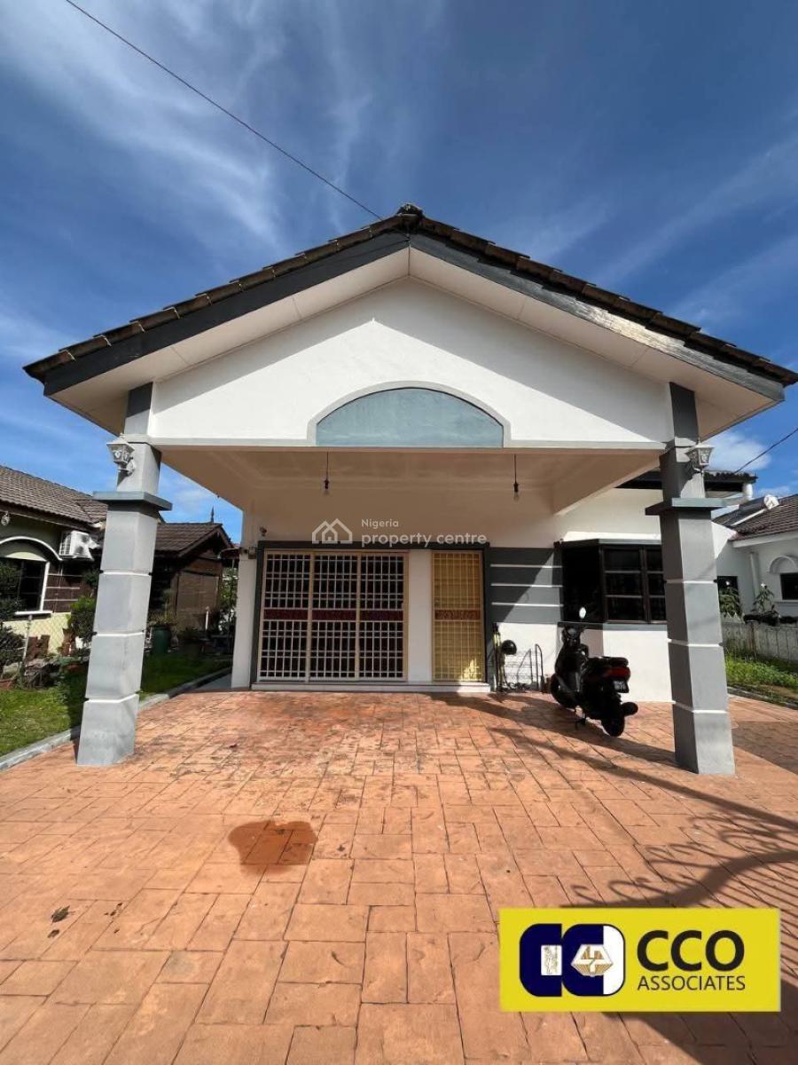 5 Bedroom Detached Bungalow with Bq, Oworonshoki, Kosofe, Lagos, House for Sale