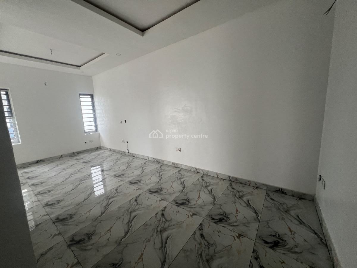 Luxury 2 Bedroom Apartment, Ilaje, Ajah, Lagos, Flat / Apartment for Sale