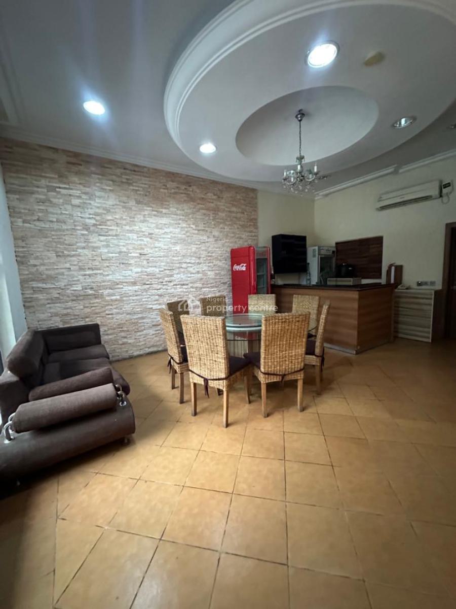 Well Maintained Spacious, Oniru, Victoria Island (vi), Lagos, Flat / Apartment for Rent