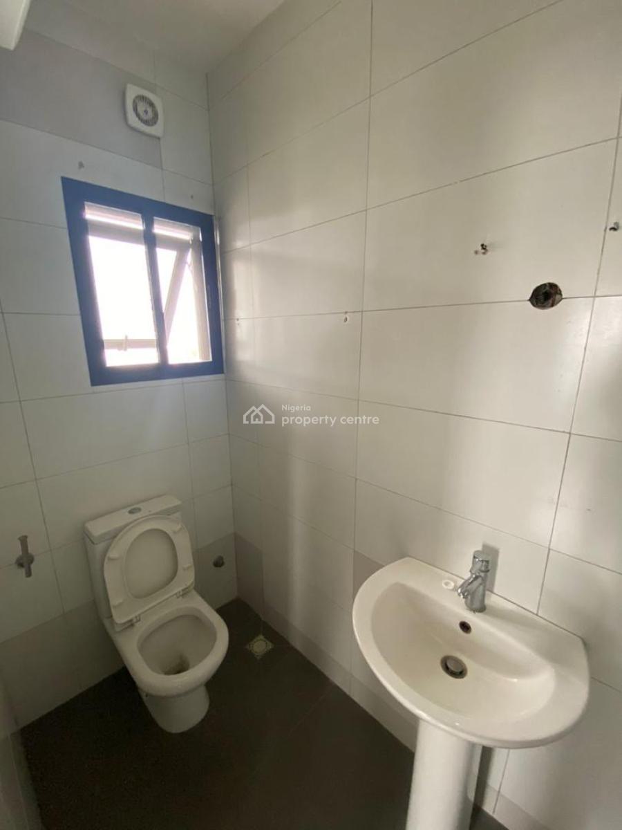 Spacious with B Q, Oniru, Victoria Island (vi), Lagos, Flat / Apartment for Rent