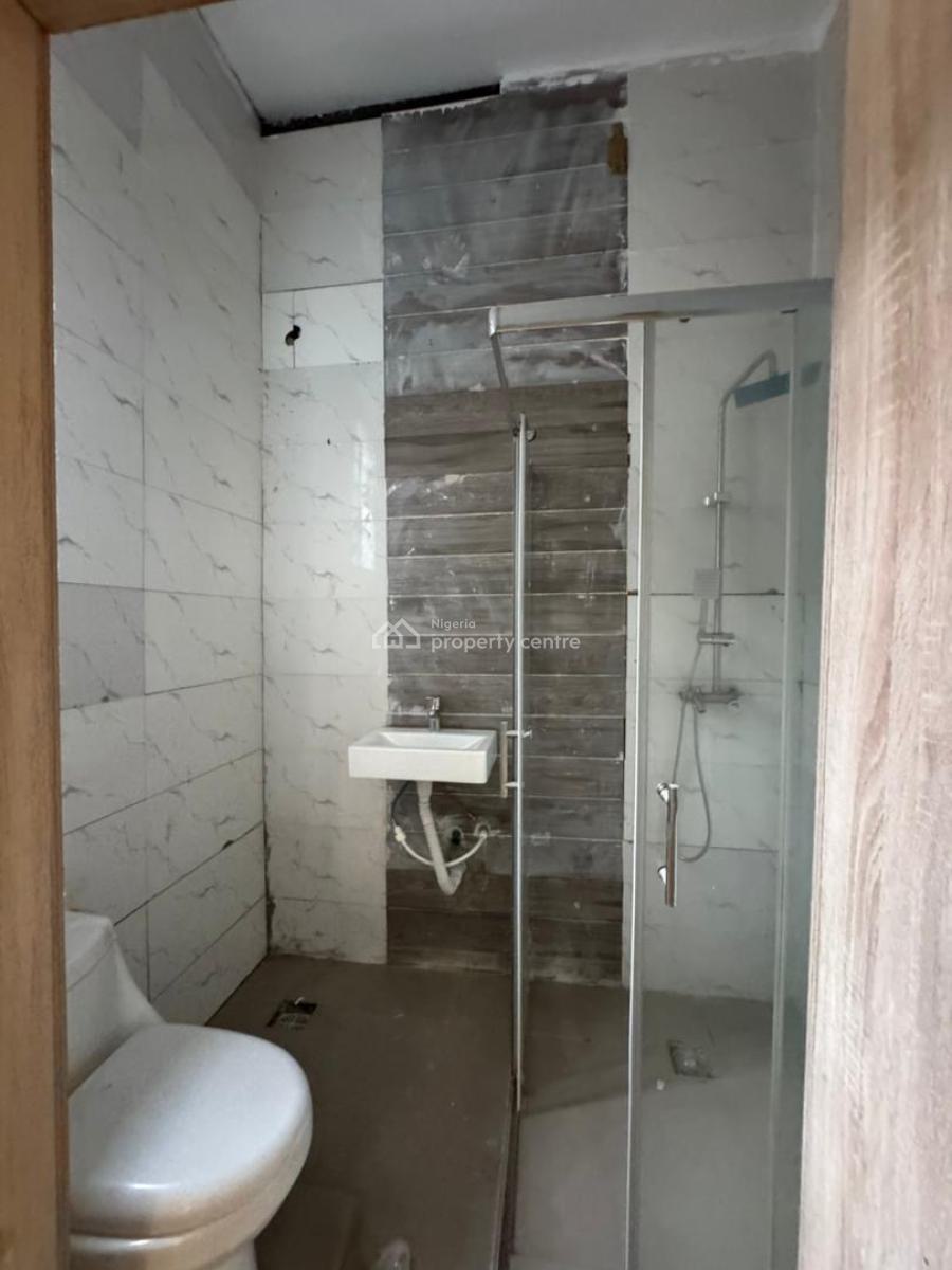 Distress Lovely 3 Bedroom Terrace Home, Vgc, Lekki, Lagos, Terraced Duplex for Sale