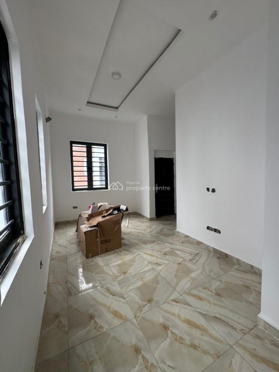 Distress Lovely 3 Bedroom Terrace Home, Vgc, Lekki, Lagos, Terraced Duplex for Sale