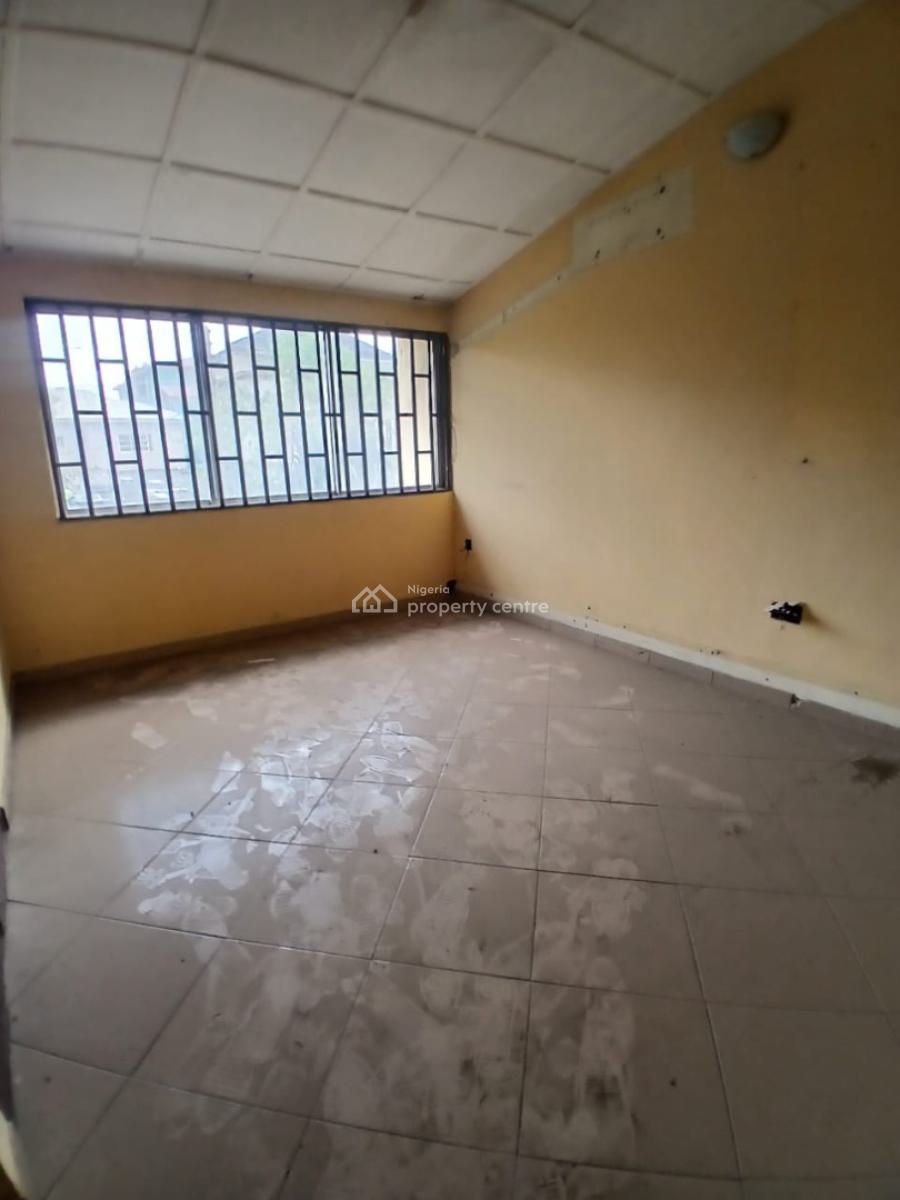 a Lovely Semi-detached 3 Bedroom Duplex with Bq, Off Herbert Macaulay Way, Saint Agnes, Yaba, Lagos, Semi-detached Duplex for Rent