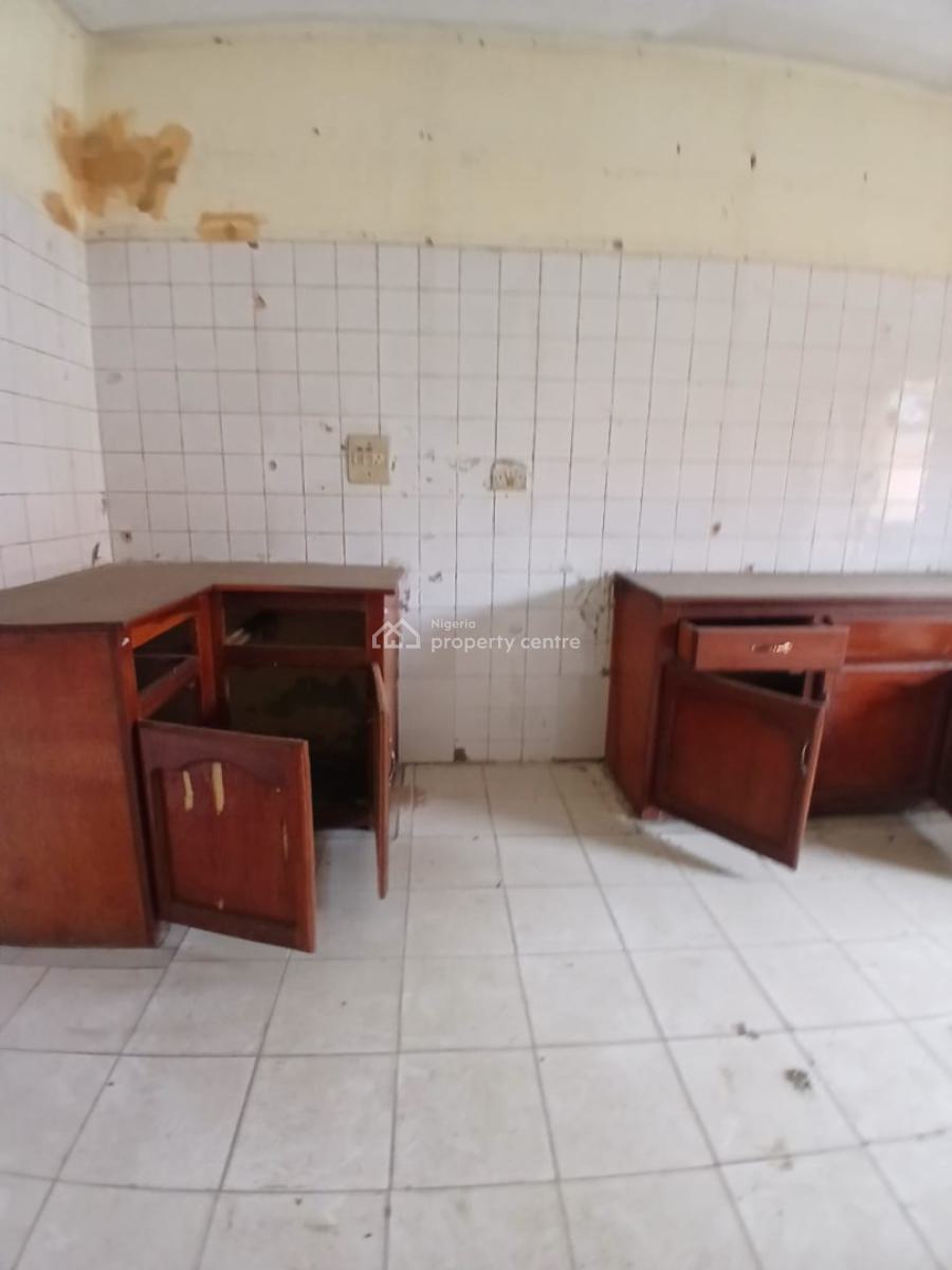 a Lovely Semi-detached 3 Bedroom Duplex with Bq, Off Herbert Macaulay Way, Saint Agnes, Yaba, Lagos, Semi-detached Duplex for Rent