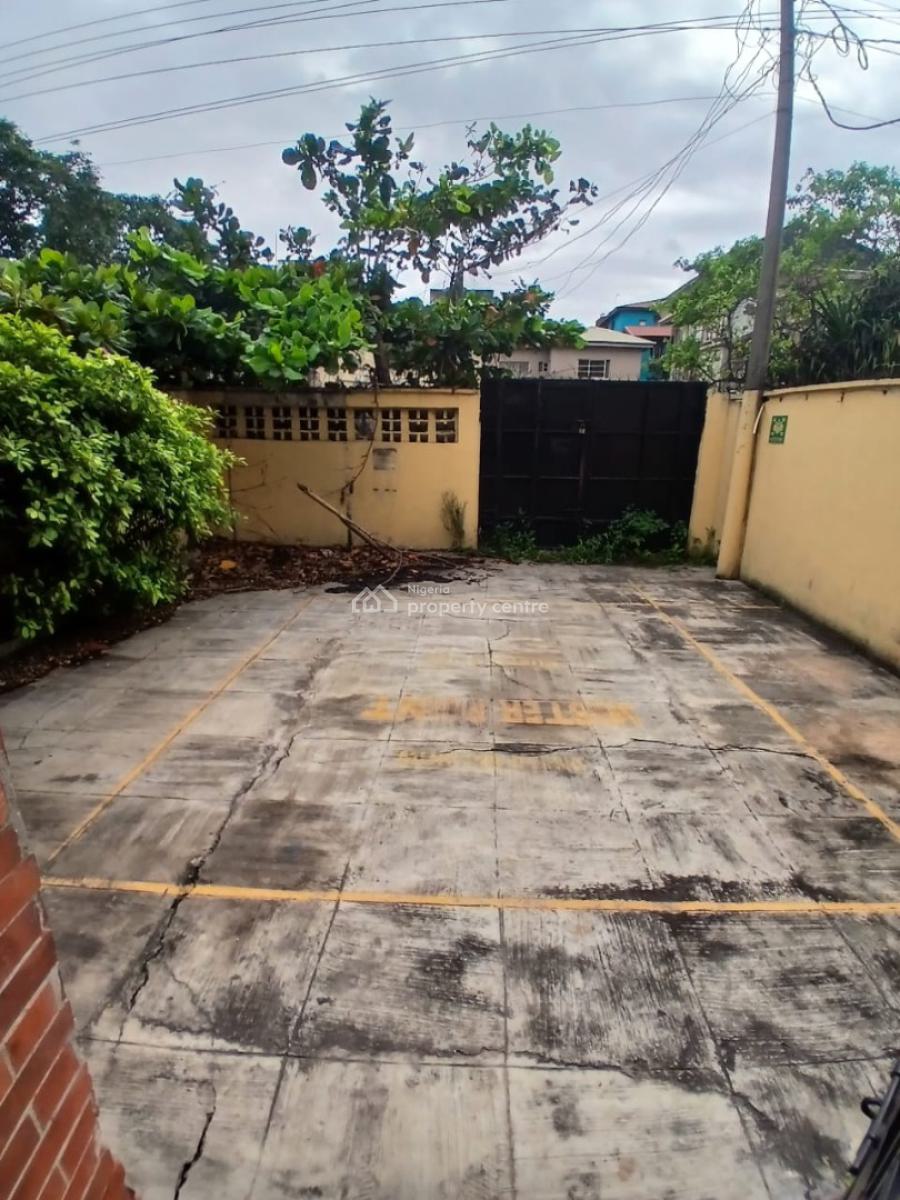 a Lovely Semi-detached 3 Bedroom Duplex with Bq, Off Herbert Macaulay Way, Saint Agnes, Yaba, Lagos, Semi-detached Duplex for Rent