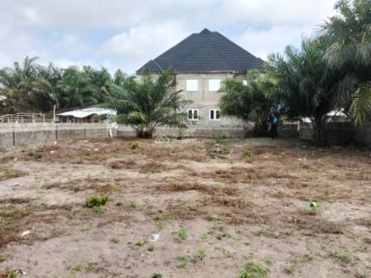 648sqm Fence and Gated Land, Palace Road, Ogombo, Ajah, Lagos, Residential Land for Sale