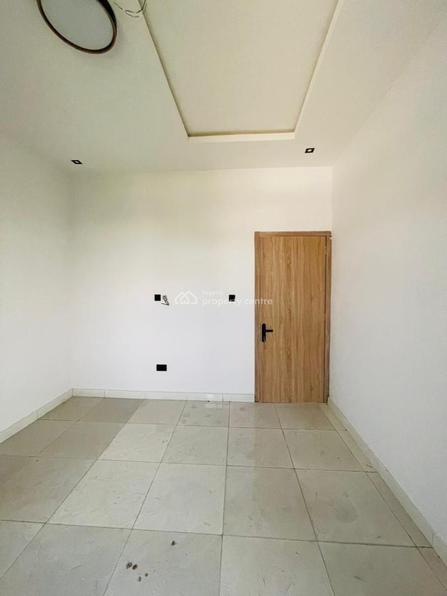Beautiful 2 Bedroom Apartment, Aburaham Adesanya, Ajah, Lagos, Block of Flats for Sale