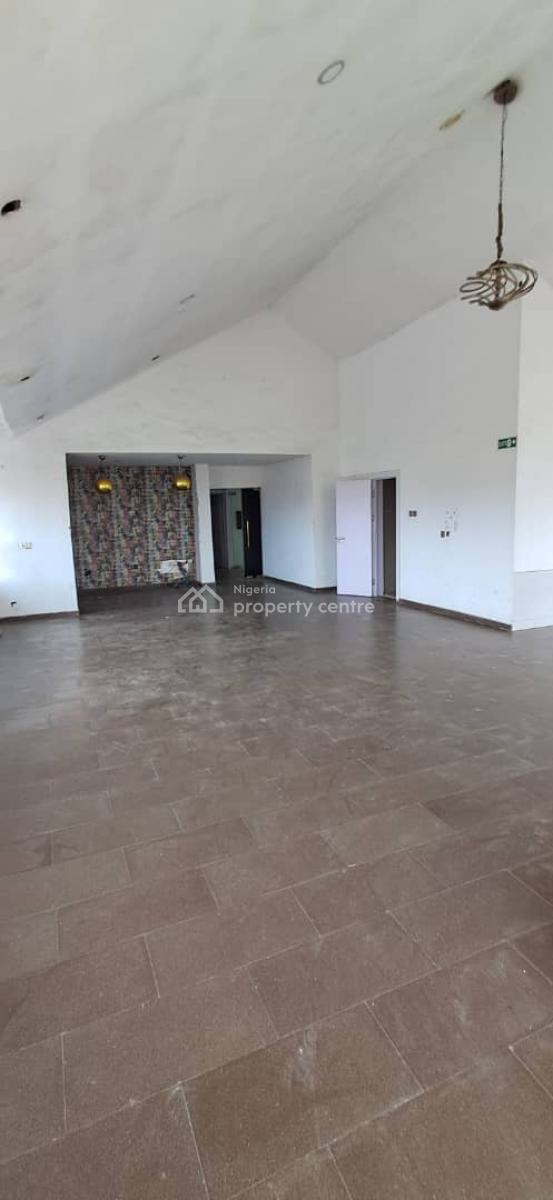 a Stand-alone Commercial Building That Is Perfect for Hospitality Business, Lekki Right, Lekki Phase 1, Lekki, Lagos, Hotel / Guest House for Sale