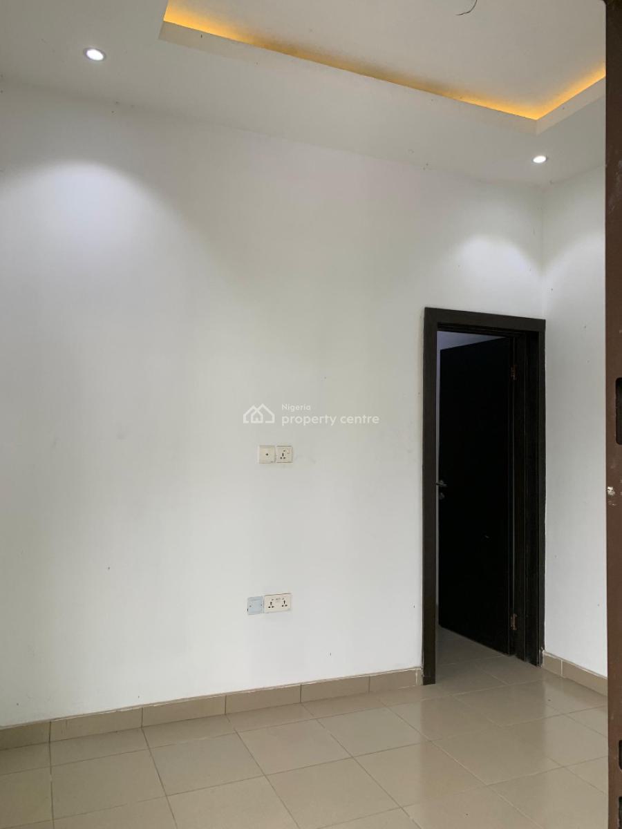 Mini Flat Upstairs, Lekki Scheme 2, Lekki, Lagos, Flat / Apartment for Rent