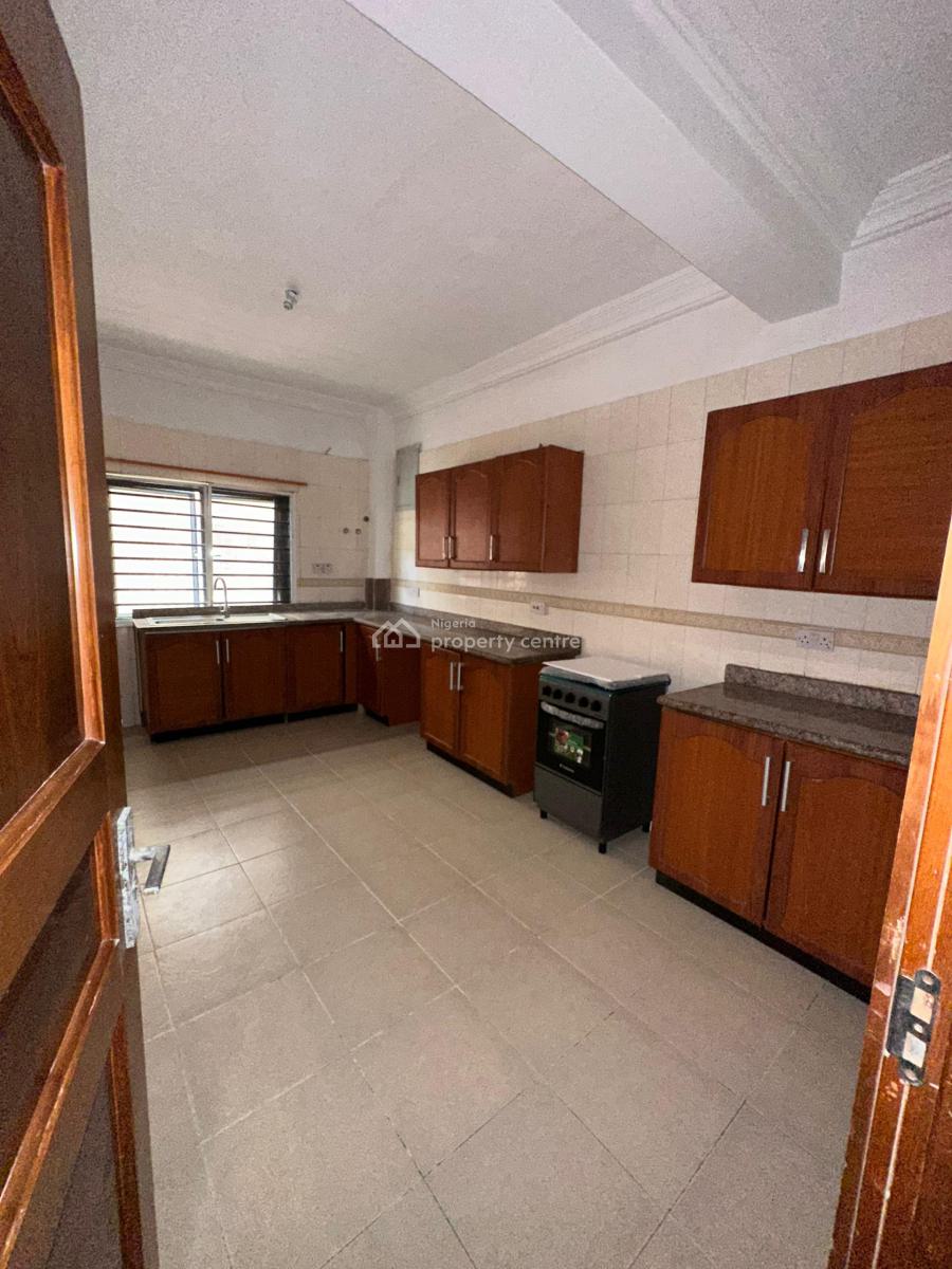 Modern 2 Bedroom Apartment, Lekki Phase 1, Lekki, Lagos, Flat / Apartment for Rent