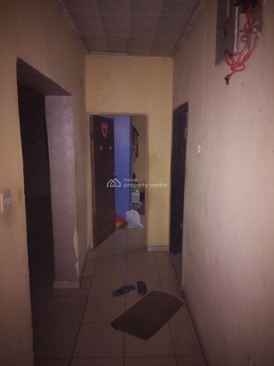 Spacious 2 Bedroom Flat, Off Amino Kano Crescent, Wuse 2, Abuja, Flat / Apartment for Rent