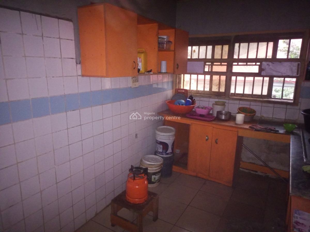 Spacious 2 Bedroom Flat, Off Amino Kano Crescent, Wuse 2, Abuja, Flat / Apartment for Rent