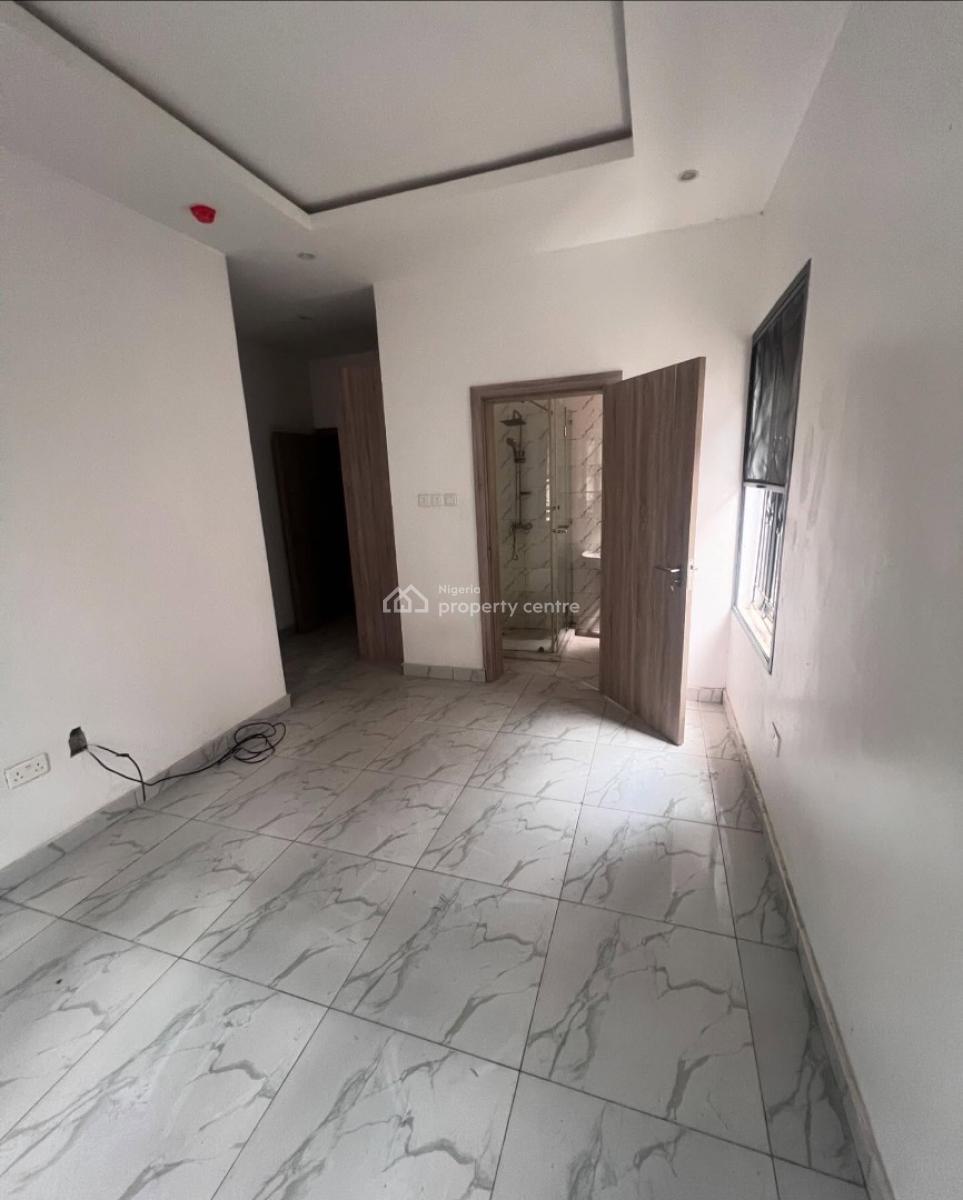 Lovely 1 Bedroom Apartment with Bq, Agungi, Agungi, Lekki, Lagos, Block of Flats for Sale