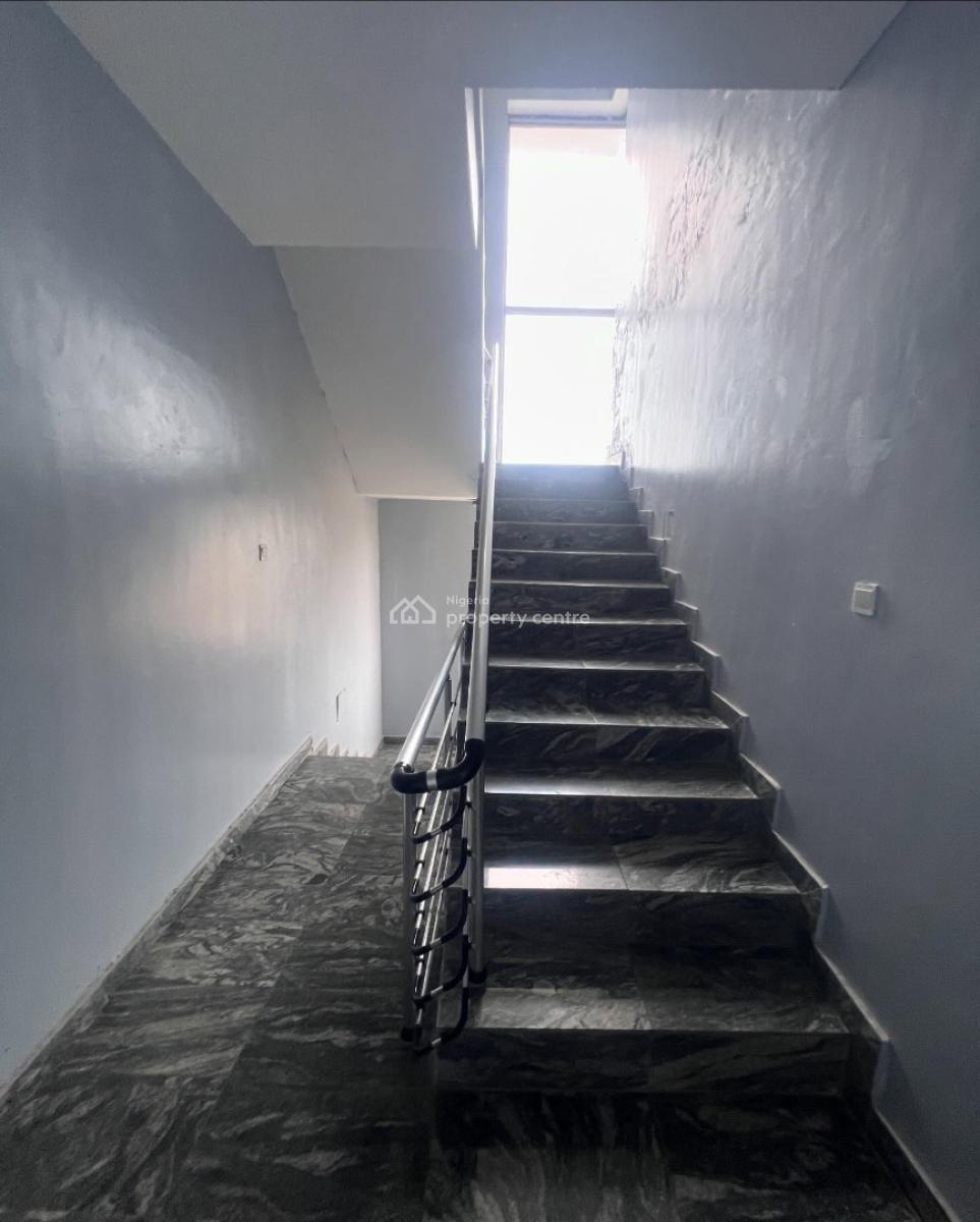 Lovely 1 Bedroom Apartment with Bq, Agungi, Agungi, Lekki, Lagos, Block of Flats for Sale