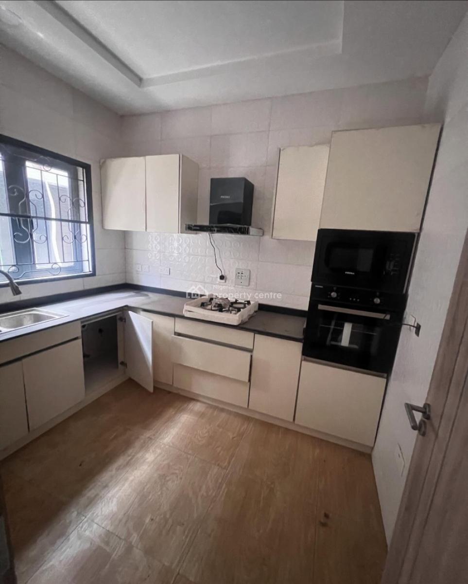 Lovely 1 Bedroom Apartment with Bq, Agungi, Agungi, Lekki, Lagos, Block of Flats for Sale