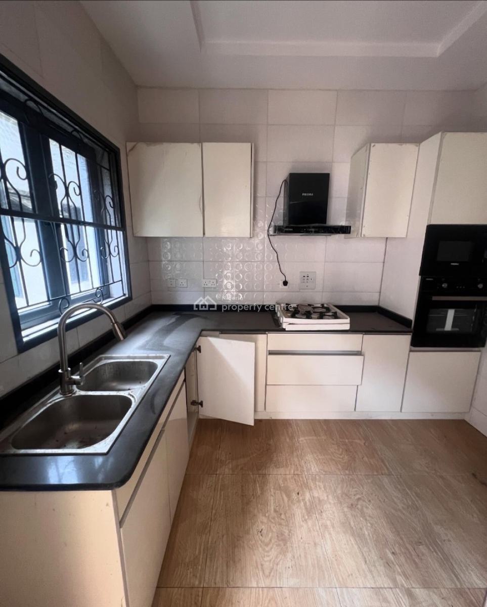 Lovely 1 Bedroom Apartment with Bq, Agungi, Agungi, Lekki, Lagos, Block of Flats for Sale