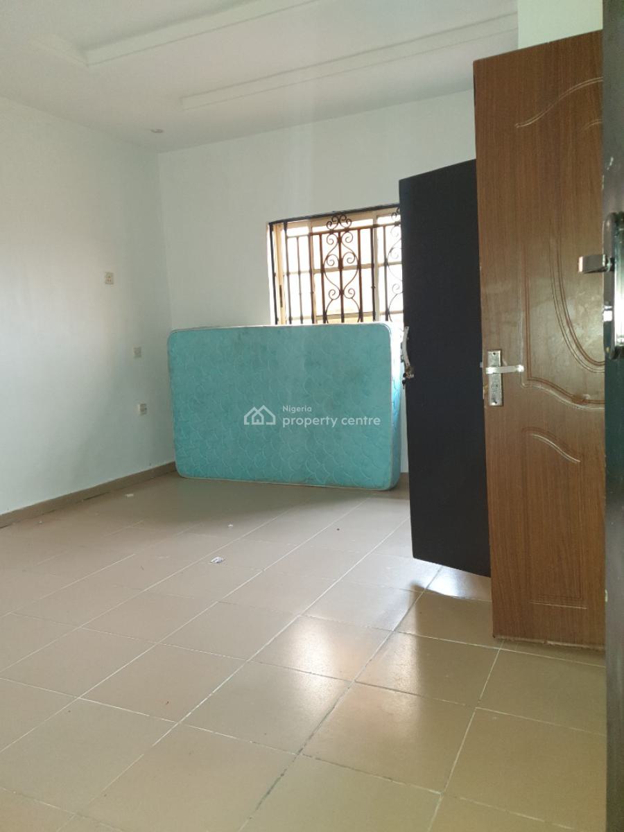 Spacious 3 Bedroom Shared Apartment, Off Spg Road, Igbo Efon, Lekki, Lagos, House for Rent