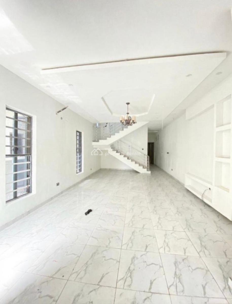 Distress 4-bedroom Semi-detached Duplex with Bq, Orchid, Lekki, Lagos, Semi-detached Duplex for Sale