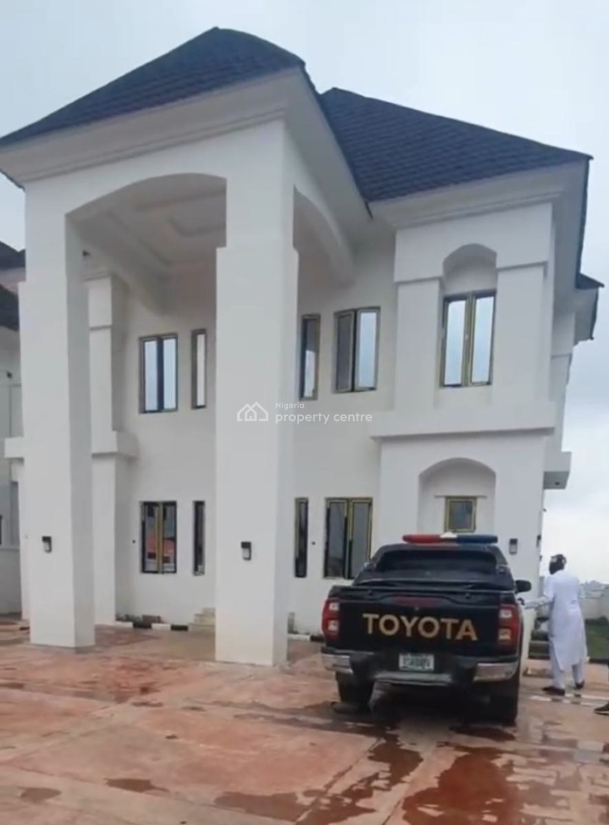 5 Bedroom Fully Detached Duplex with Bq  in Guzape, Guzape District, Abuja, Detached Duplex for Sale