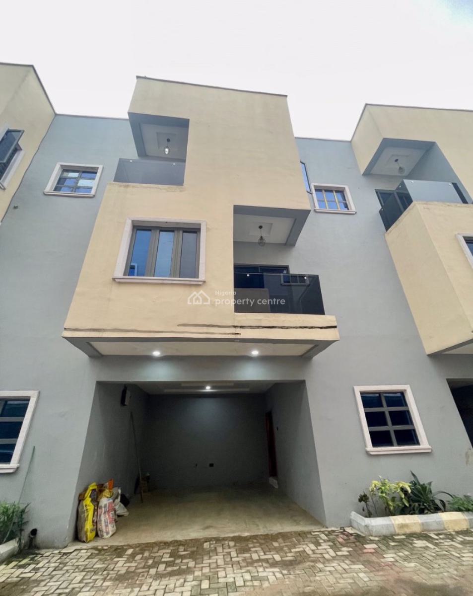 Luxury 3 Bedroom Terrace  Duplex with Bq, Yaba, Well Gated Estate with Excellent Road Network, Yaba, Lagos, House for Sale