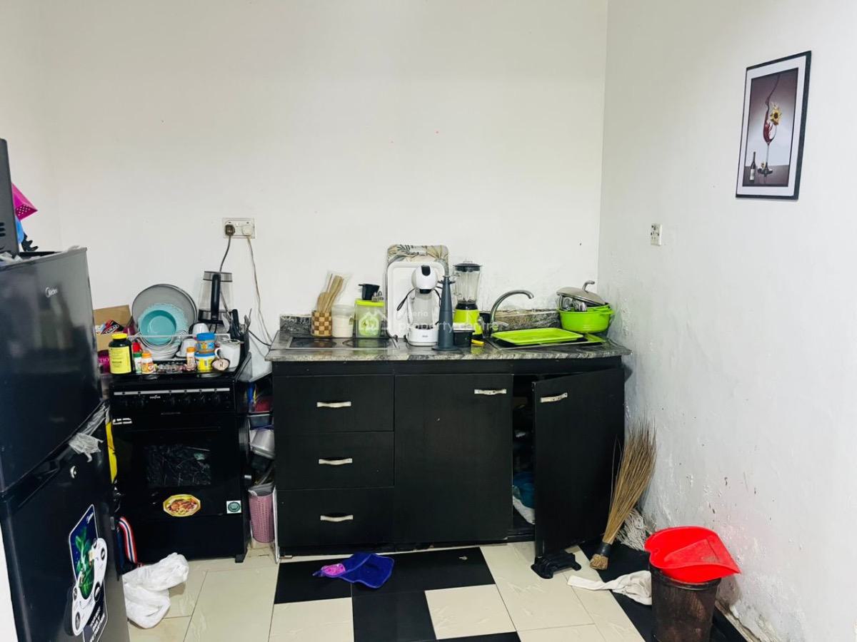 Studio Apartment ( Self Contain) with 24 Hours Electricity, Ikate Lekki, Lekki, Lagos, Self Contain (single Rooms) for Sale