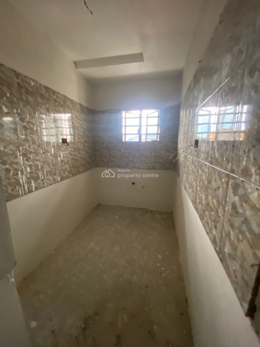 Newly Built and Exceptionally Spacious Luxury 2-bedroom Flat (upstairs, Ayilara Street, Ojuelegba, Surulere, Lagos, House for Rent