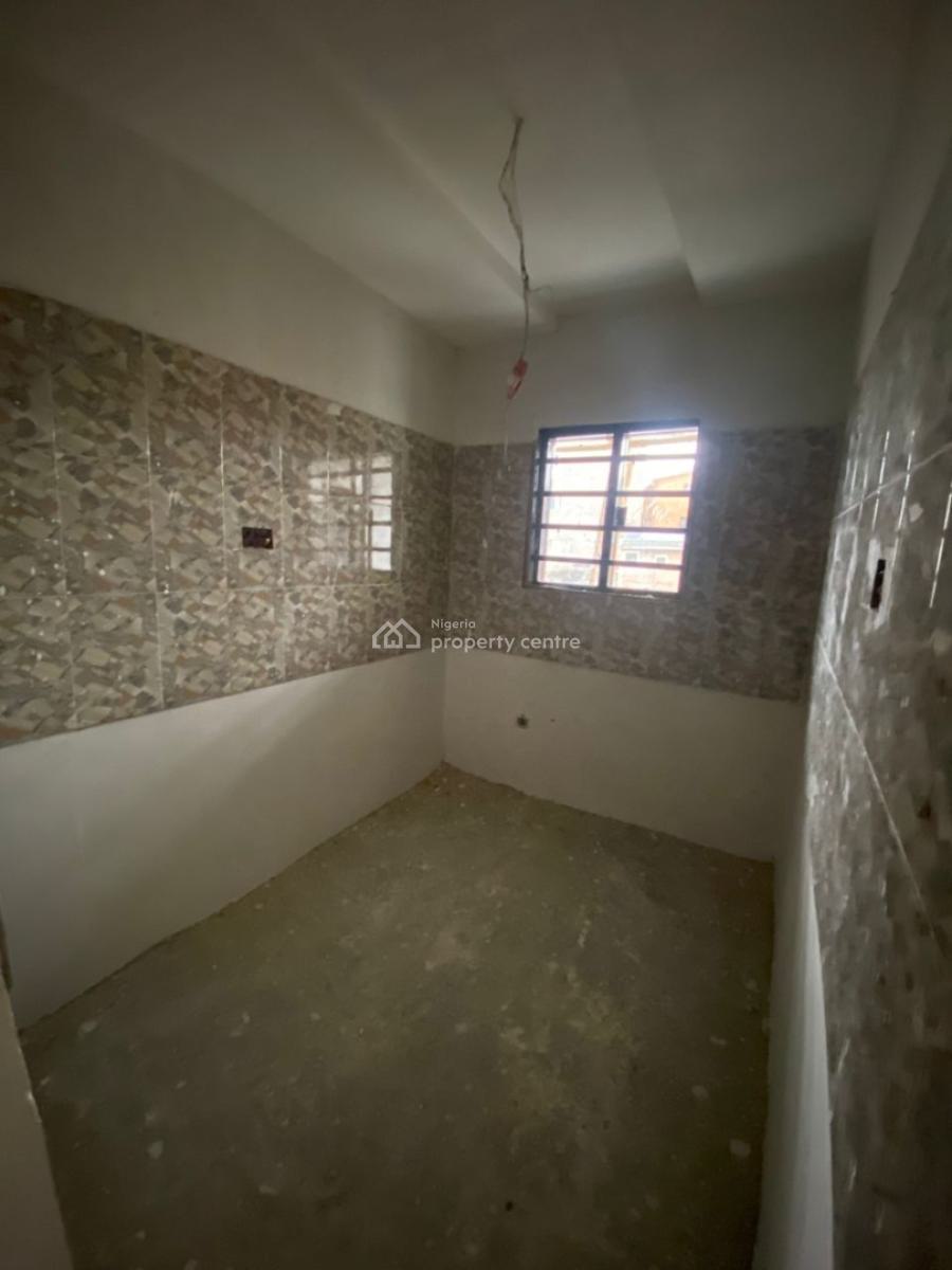 Newly Built and Exceptionally Spacious Luxury 2-bedroom Flat (upstairs, Ayilara Street, Ojuelegba, Surulere, Lagos, House for Rent