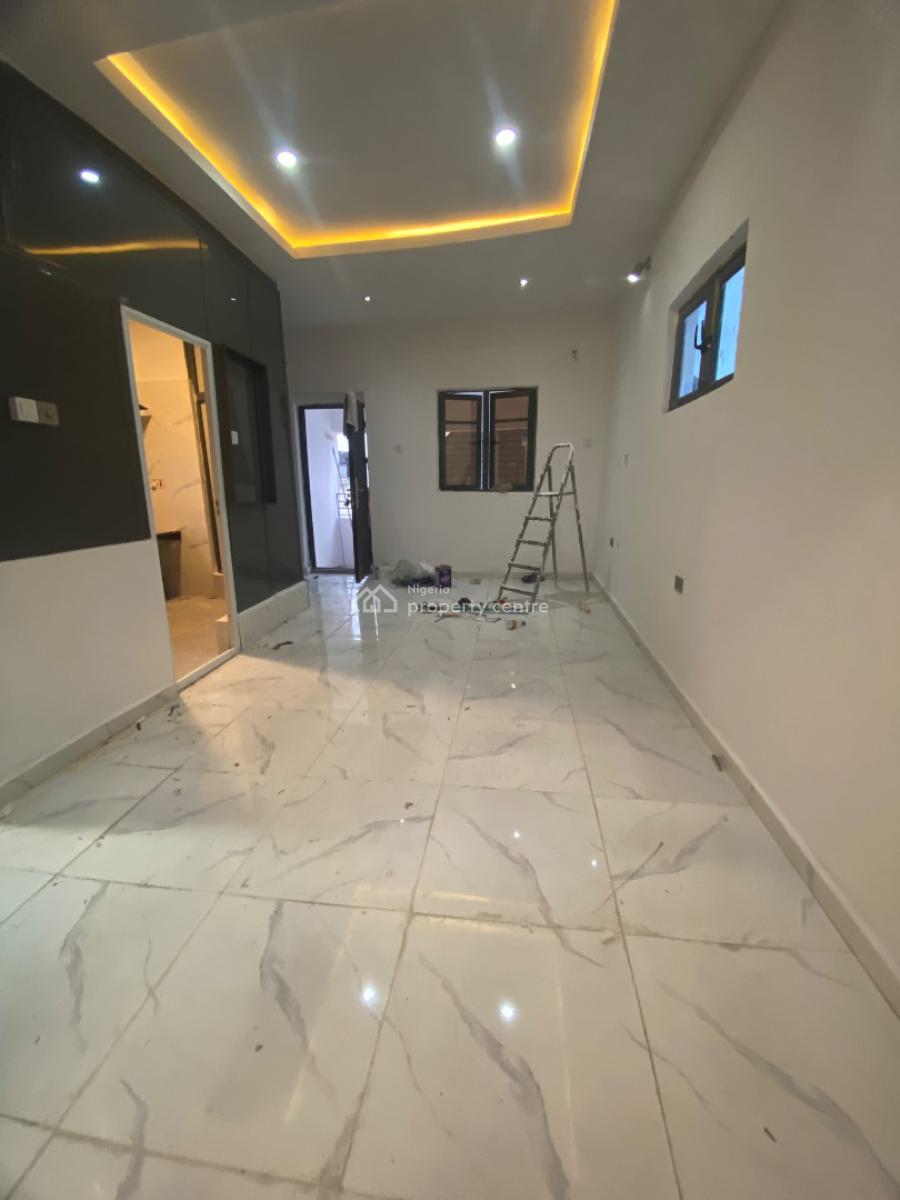 Spacious Penthouse in Access Control Estate, Peninsula Garden Estate, Olokonla, Ajah, Lagos, Mini Flat (room and Parlour) for Rent