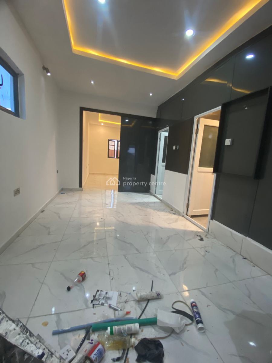 Spacious Penthouse in Access Control Estate, Peninsula Garden Estate, Olokonla, Ajah, Lagos, Mini Flat (room and Parlour) for Rent