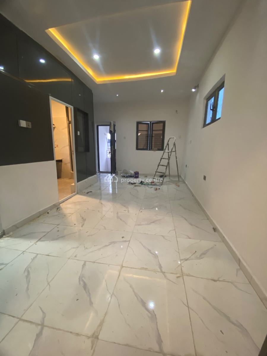 Spacious Penthouse in Access Control Estate, Peninsula Garden Estate, Olokonla, Ajah, Lagos, Mini Flat (room and Parlour) for Rent