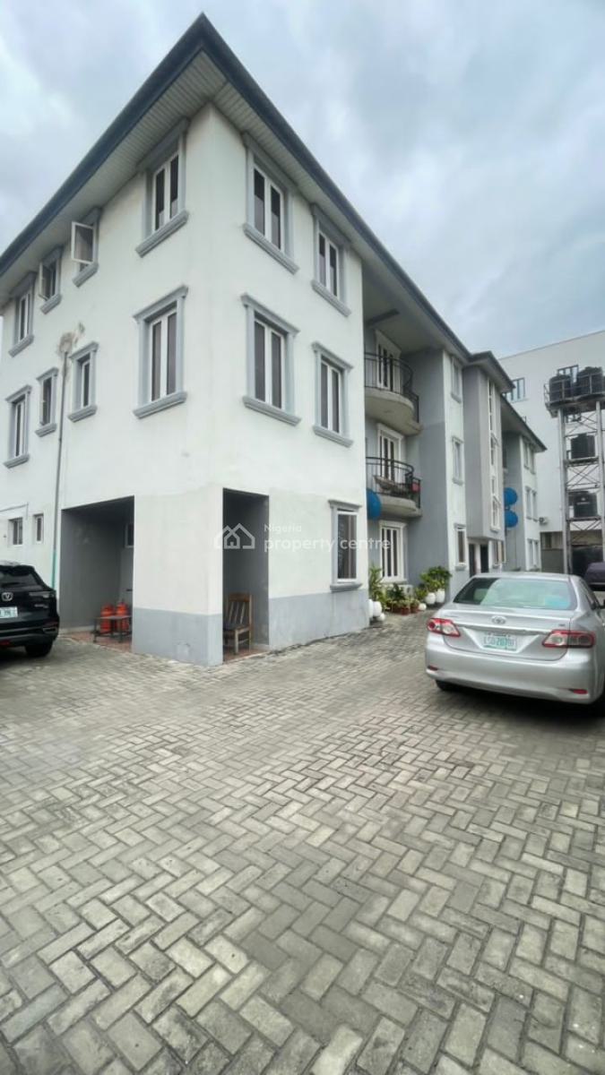 Fully Service 2bedroom Apartment at Jose Maria Lekki Right, Jose Maria Estate Lekki Right, Lekki Phase 1, Lekki, Lagos, House for Rent