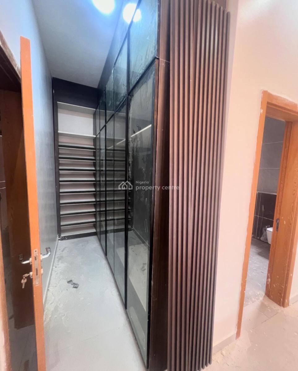Stunning 5 Bedroom Semi Detached Duplex with Bq, Ologolo, Ologolo, Lekki, Lagos, Semi-detached Duplex for Sale