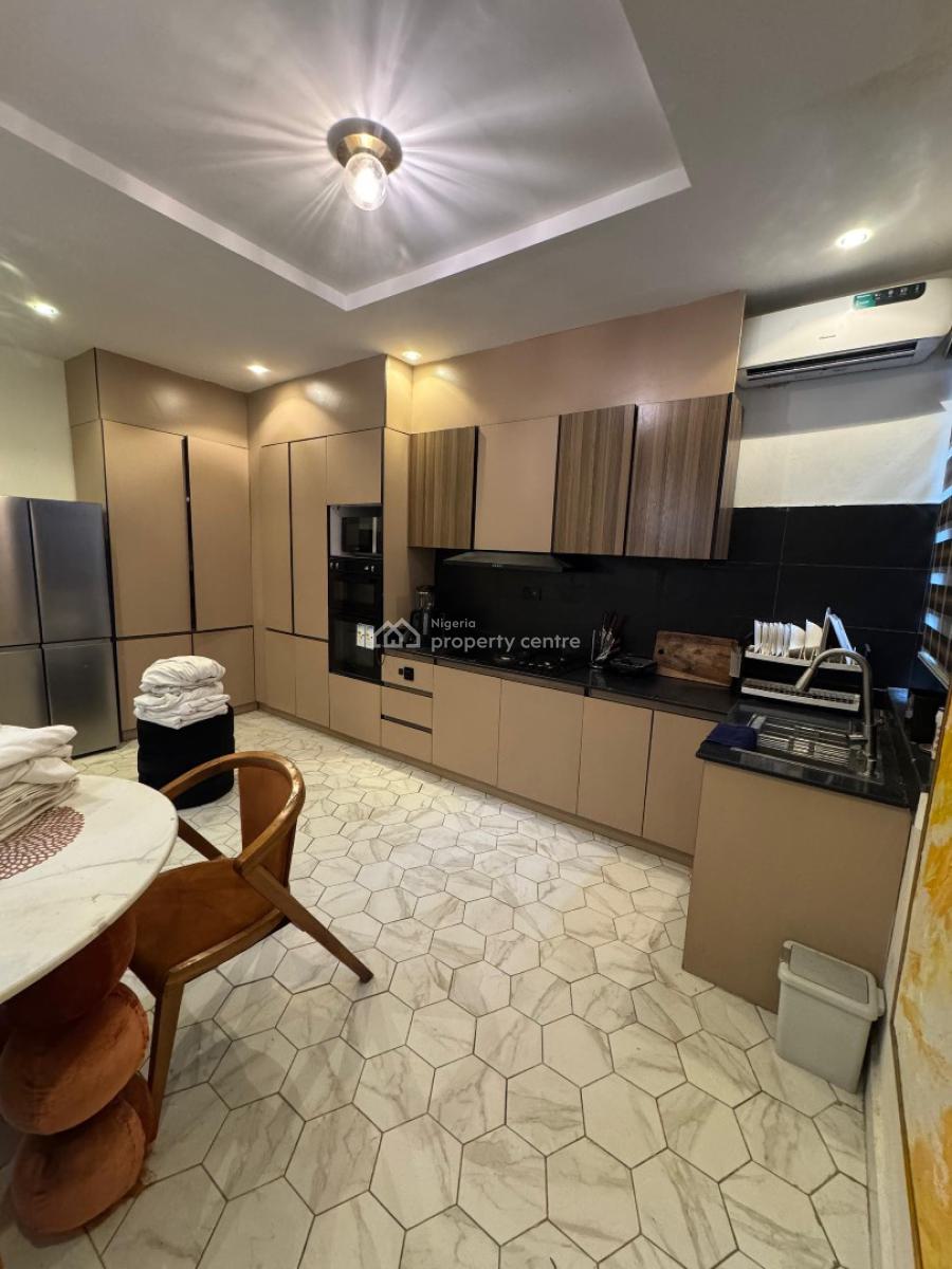 Beautifully Furnished 3bedroom Flat with Bq, Lekki Right, Lekki, Lagos, Flat / Apartment for Rent