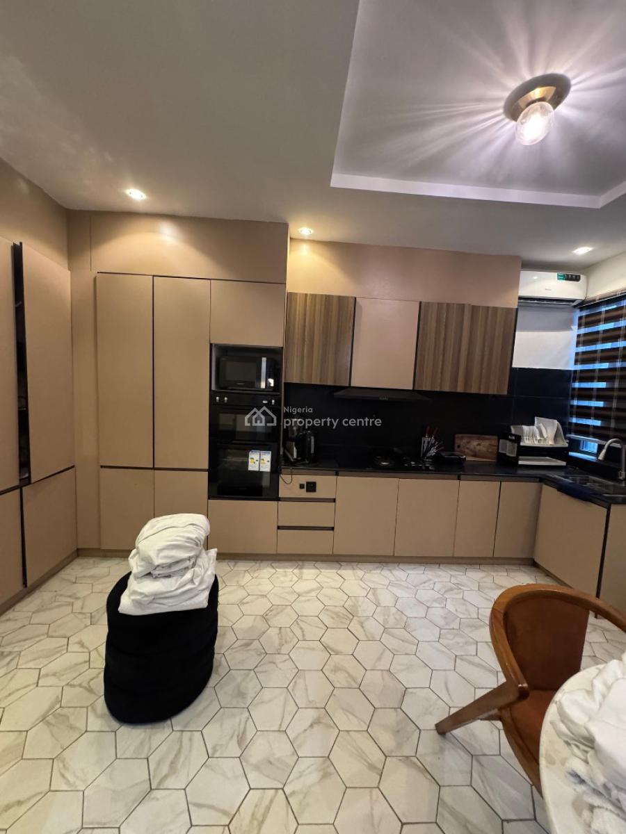 Beautifully Furnished 3bedroom Flat with Bq, Lekki Right, Lekki, Lagos, Flat / Apartment for Rent