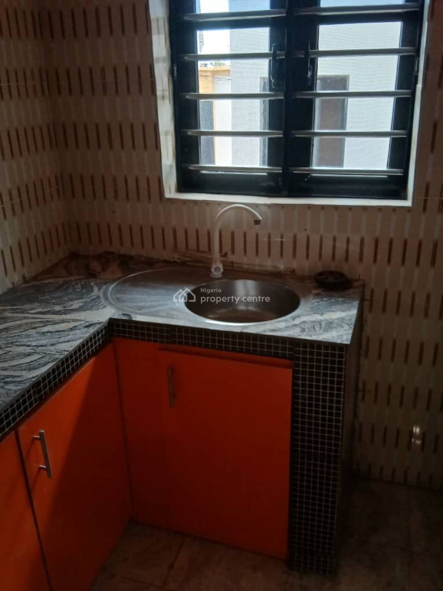 New House of 4 No 3 Bedroom Flat and 6 No 2 Bedroom Flat, Ikola Ipaja, Ipaja, Lagos, Flat / Apartment for Rent