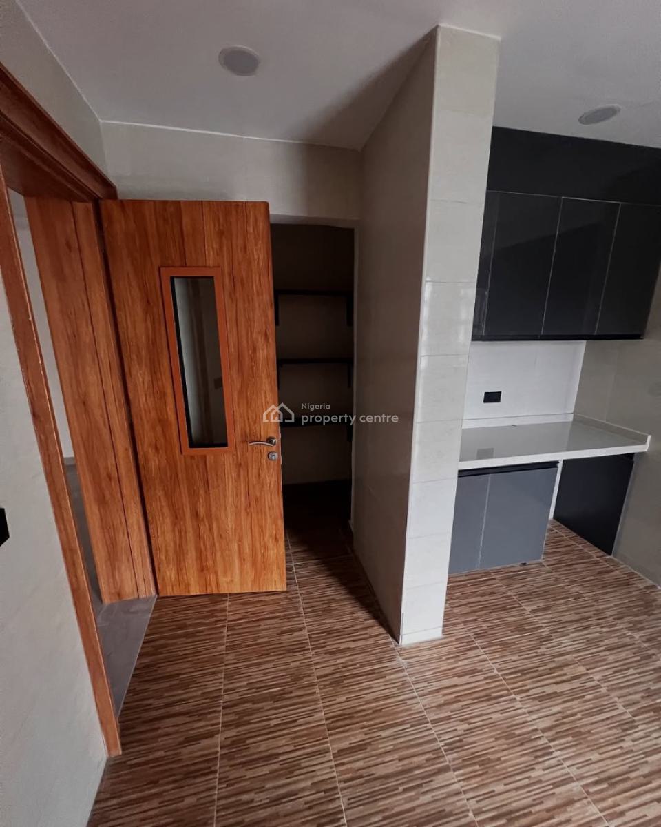 Exquisite 2 Bedroom Apartment, Lekki Phase 1, Lekki Phase 1, Lekki, Lagos, Flat / Apartment for Rent