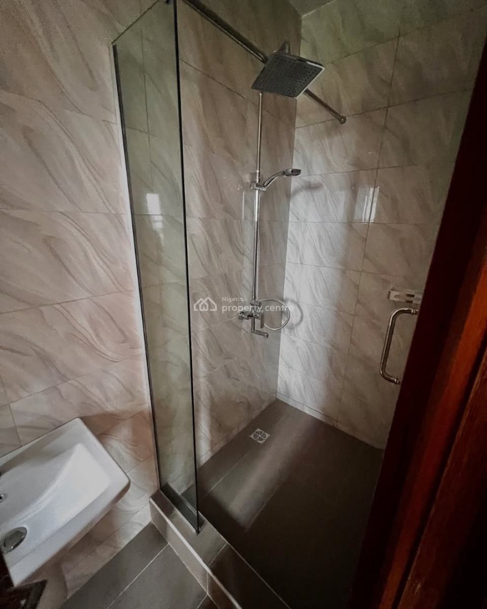 Exquisite 2 Bedroom Apartment, Lekki Phase 1, Lekki Phase 1, Lekki, Lagos, Flat / Apartment for Rent