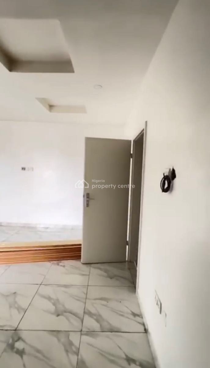 Luxury Clean 2 Bedroom Flat, 2nd Floor,with Inverter&gen,tarred Rd, By Coza, Guzape District, Abuja, Flat / Apartment for Rent