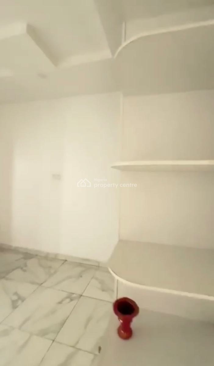 Luxury Clean 2 Bedroom Flat, 2nd Floor,with Inverter&gen,tarred Rd, By Coza, Guzape District, Abuja, Flat / Apartment for Rent
