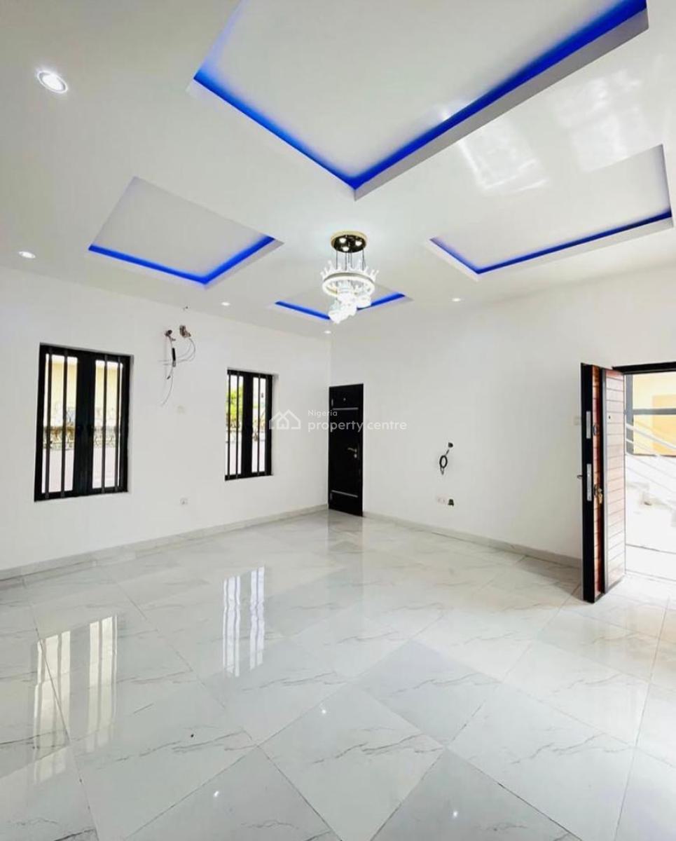 Spacious 2.bedroom Apartment Available, Secound Tollgate Lekki, Lekki Phase 2, Lekki, Lagos, Flat / Apartment for Sale
