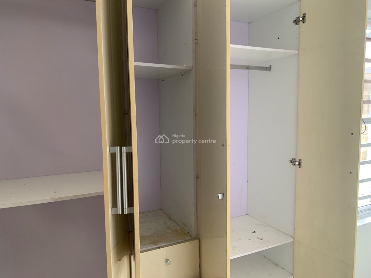 Shared Apartment, Ikota Royal View Estate, Lekki, Lagos, Self Contain (single Rooms) for Rent